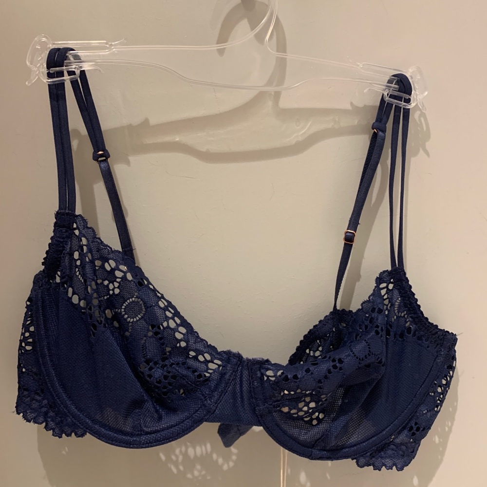 COPY - Beatrix Underwire bra Crown Blue